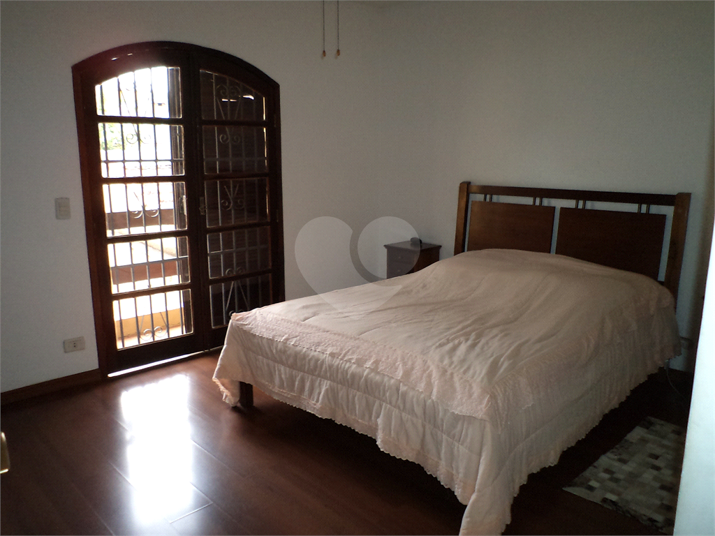 LINDO SOBRADO - Estilo COLONIAL AMERICANO -  302,50m² - 04 quartos - 10 VAGAS - JARDIM FRANÇA