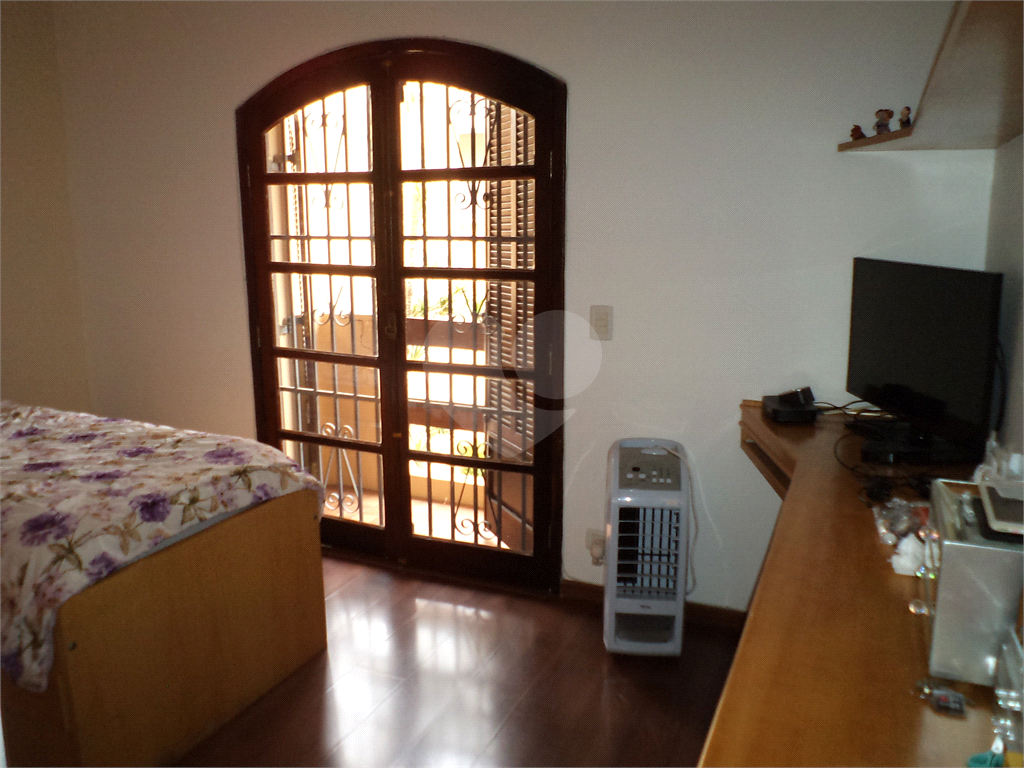 LINDO SOBRADO - Estilo COLONIAL AMERICANO -  302,50m² - 04 quartos - 10 VAGAS - JARDIM FRANÇA