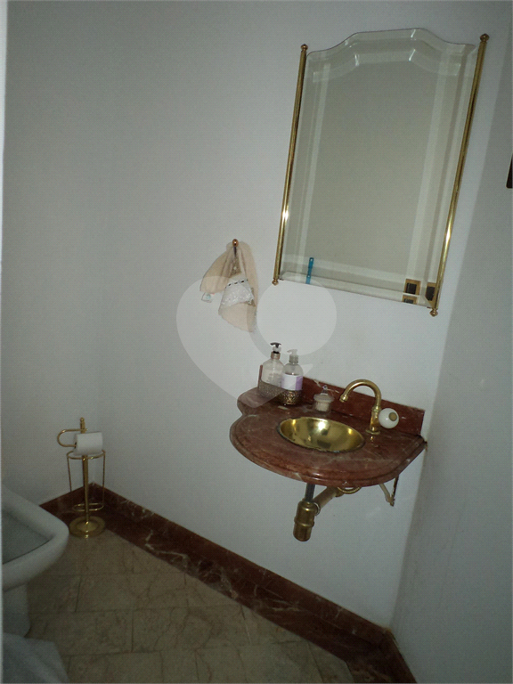 LINDO SOBRADO - Estilo COLONIAL AMERICANO -  302,50m² - 04 quartos - 10 VAGAS - JARDIM FRANÇA