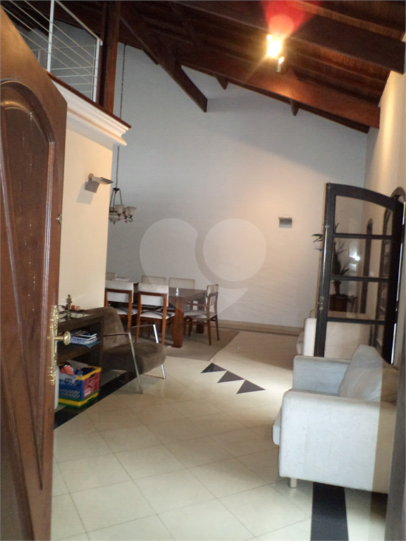 LINDO SOBRADO - Estilo COLONIAL AMERICANO -  302,50m² - 04 quartos - 10 VAGAS - JARDIM FRANÇA