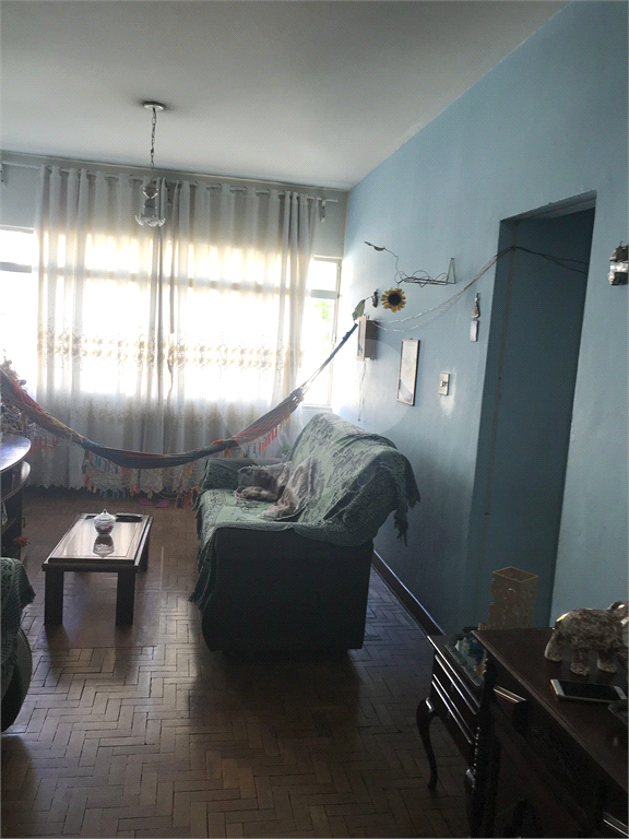 APARTAMENTO em BELA VISTA