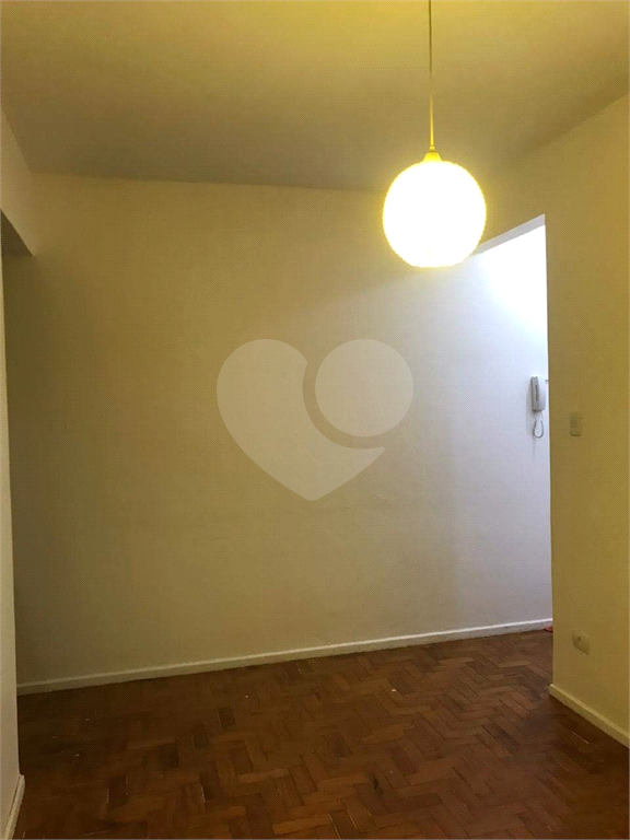 APARTAMENTO em BELA VISTA