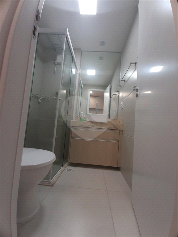 Apartamento NOVO tipo Studio com 24,72m2, dormitório, banheiro e sala integrada à cozinha e 1 vaga