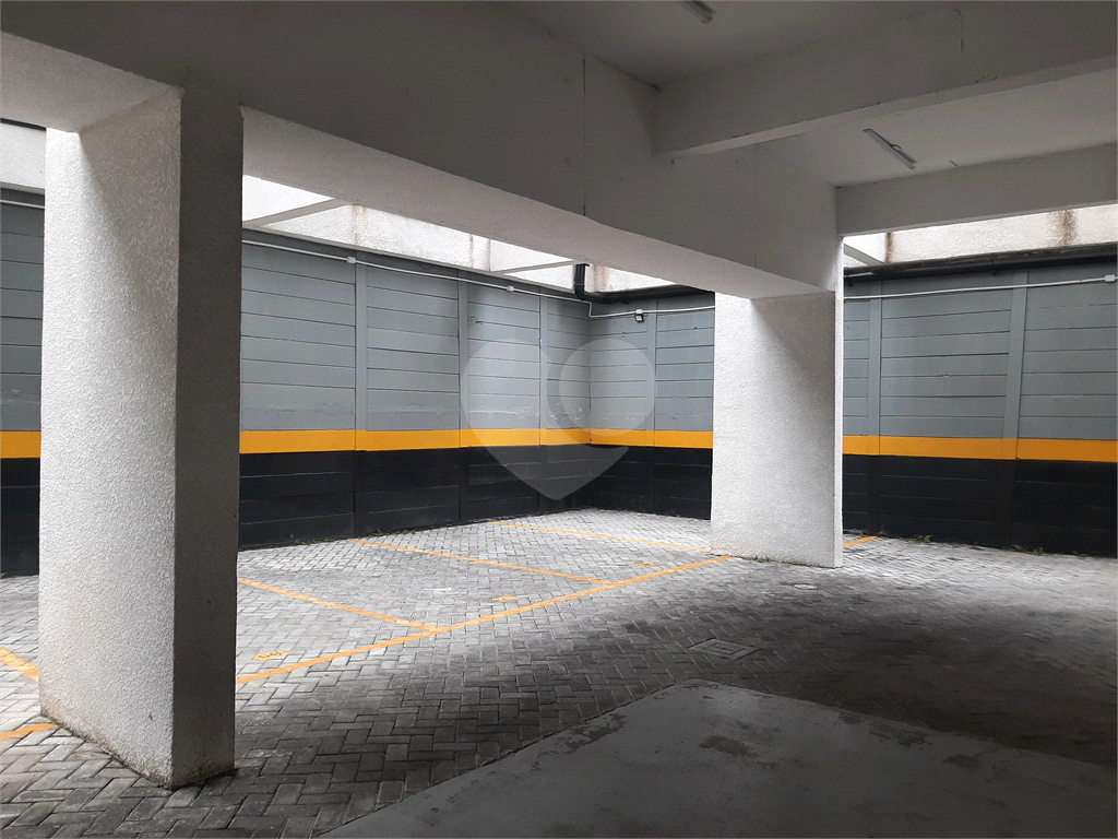 Apartamento NOVO tipo Studio com 24,72m2, dormitório, banheiro e sala integrada à cozinha e 1 vaga
