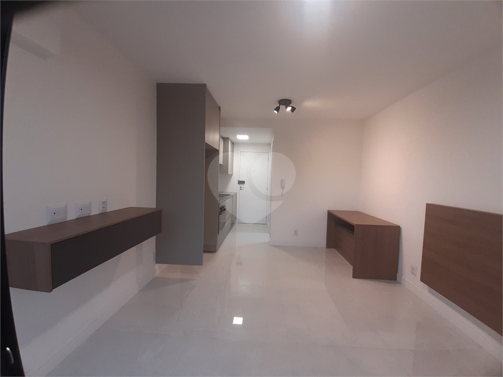 Apartamento NOVO tipo Studio com 24,72m2, dormitório, banheiro e sala integrada à cozinha e 1 vaga