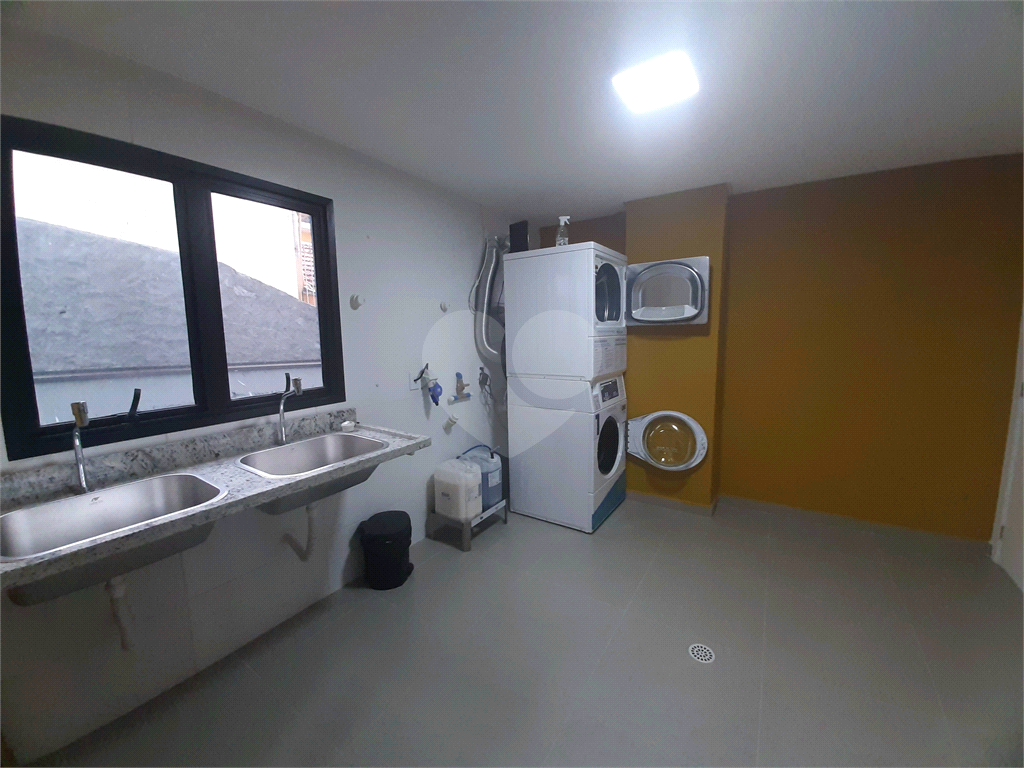 Apartamento NOVO tipo Studio com 24,72m2, dormitório, banheiro e sala integrada à cozinha e 1 vaga