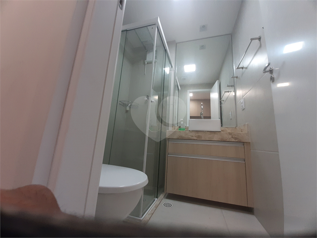 Apartamento NOVO tipo Studio com 24,72m2, dormitório, banheiro e sala integrada à cozinha e 1 vaga