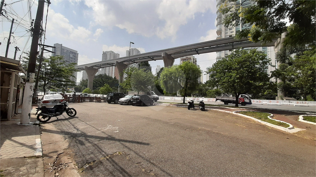 SOBRADO em BROOKLIN