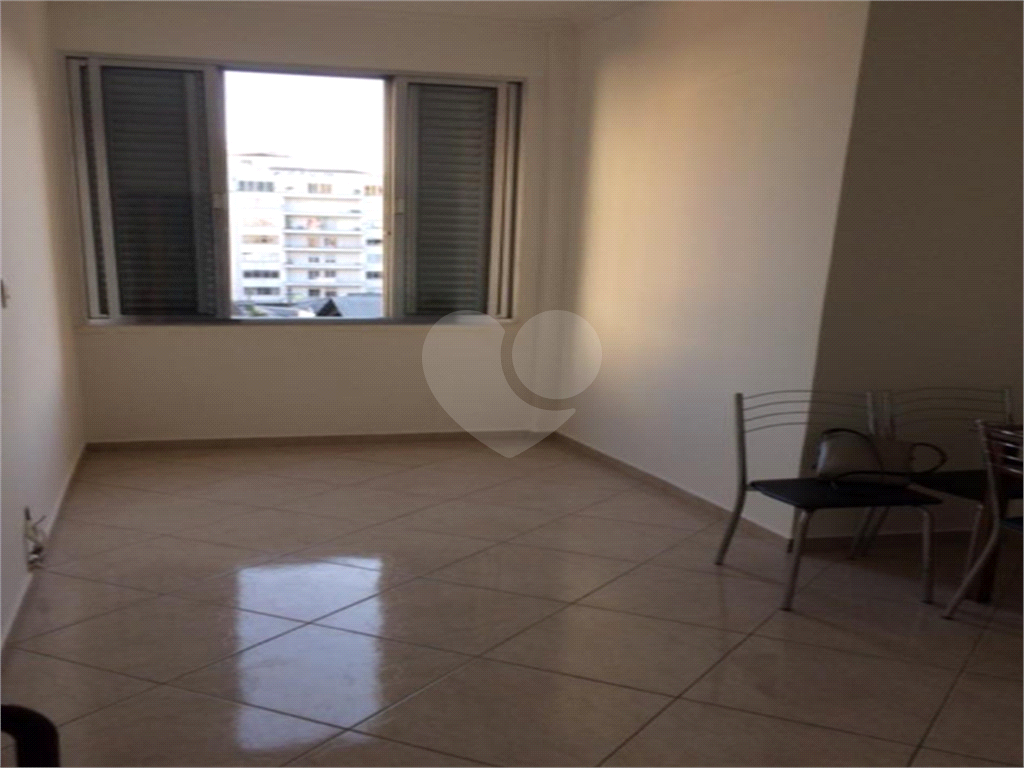 APARTAMENTO em BARRA FUNDA