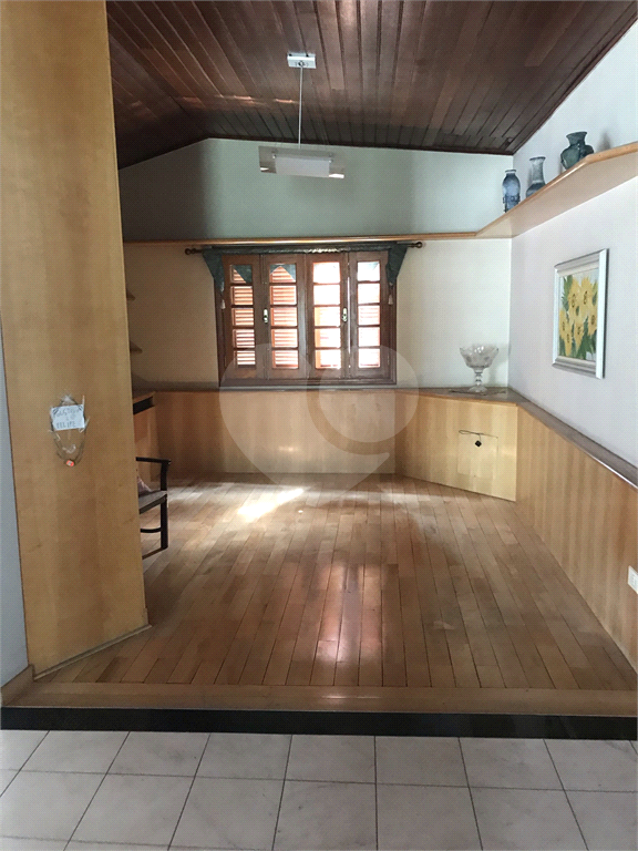 SOBRADO em JARDIM SÃO BENTO