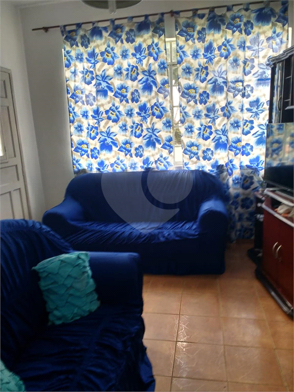 Sobrado bem localizado no Bairro de Artur Alvim - Casa Vendo Oportunidade