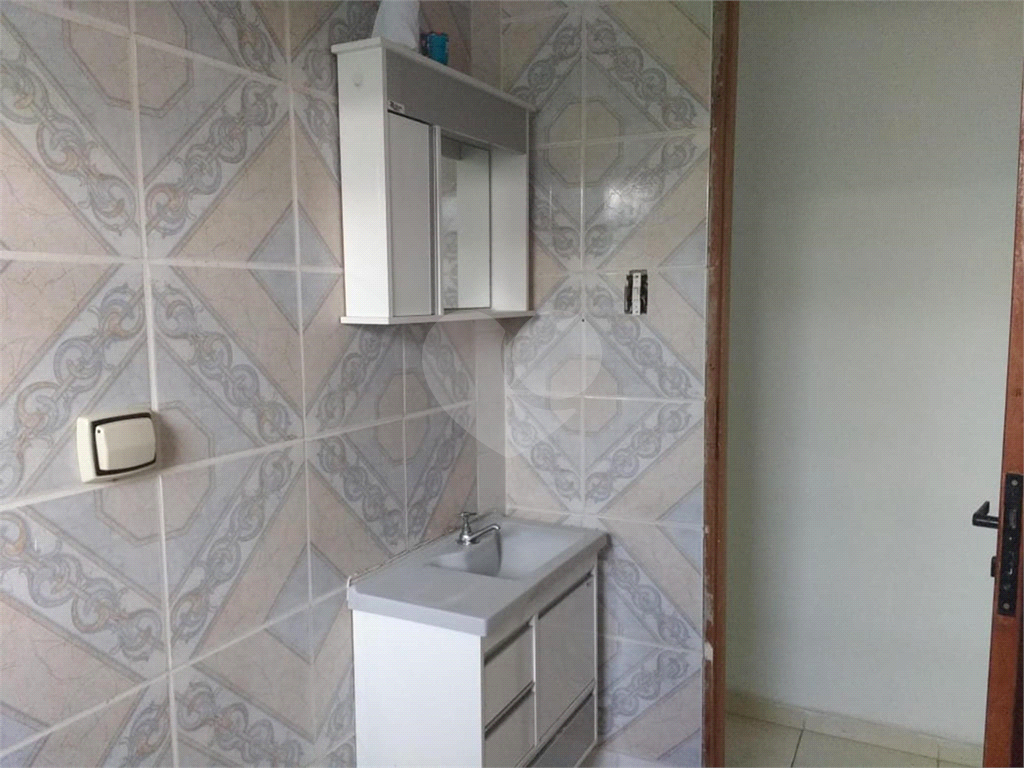 Sobrado bem localizado no Bairro de Artur Alvim - Casa Vendo Oportunidade