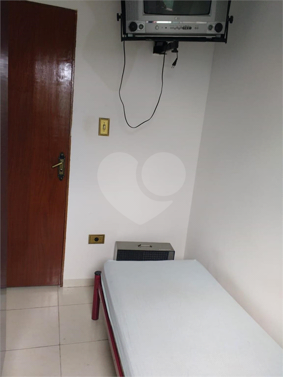 Sobrado bem localizado no Bairro de Artur Alvim - Casa Vendo Oportunidade