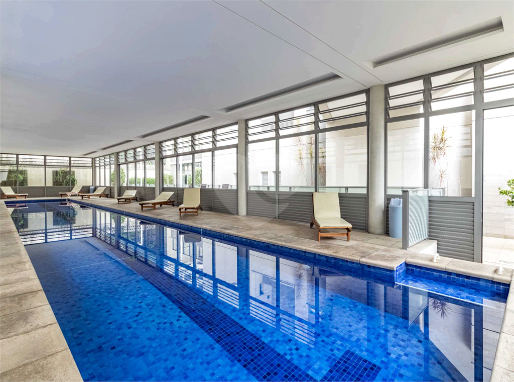 Apartamento - Pinheiros - 1 Dormitório - 88 m²