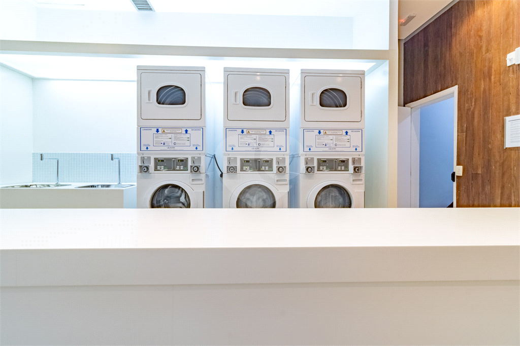 Apartamento - Pinheiros - 1 Dormitório - 88 m²