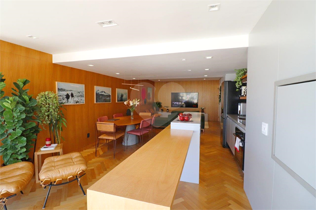 Apartamento - Pinheiros - 1 Dormitório - 88 m²