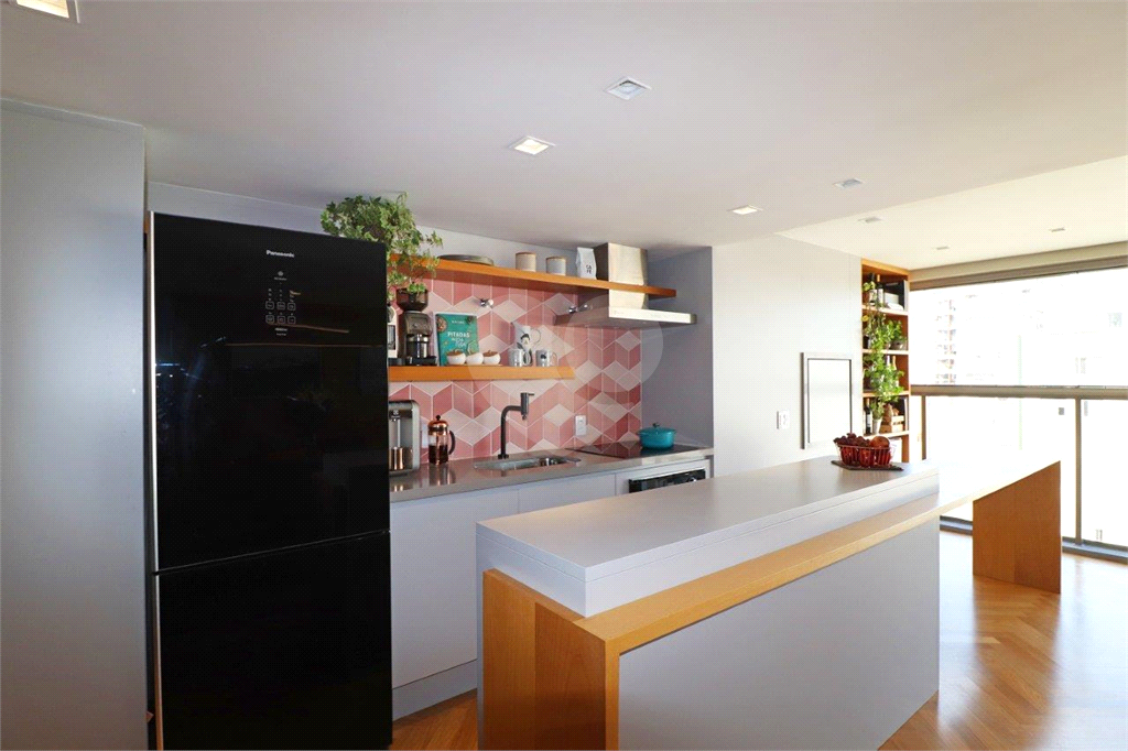 Apartamento - Pinheiros - 1 Dormitório - 88 m²