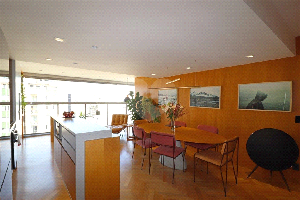 Apartamento - Pinheiros - 1 Dormitório - 88 m²