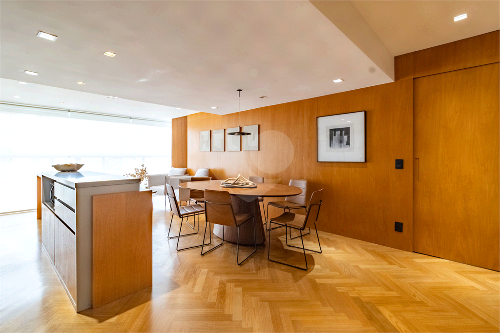 Apartamento - Pinheiros - 1 Dormitório - 88 m²