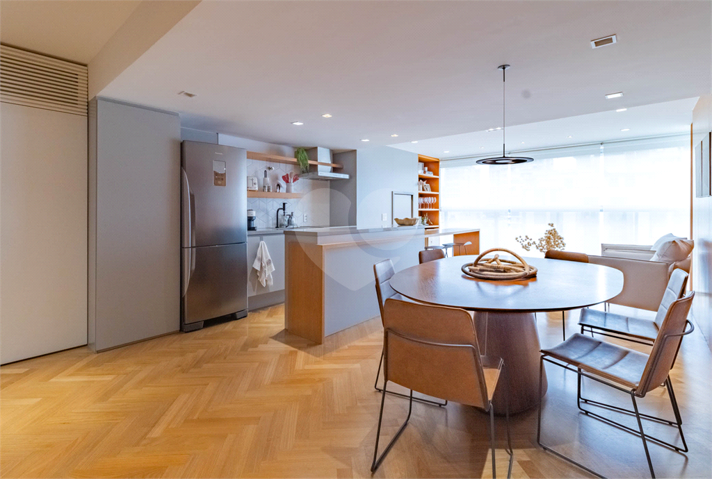 Apartamento - Pinheiros - 1 Dormitório - 88 m²