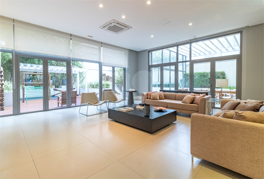 Apartamento - Pinheiros - 1 Dormitório - 88 m²