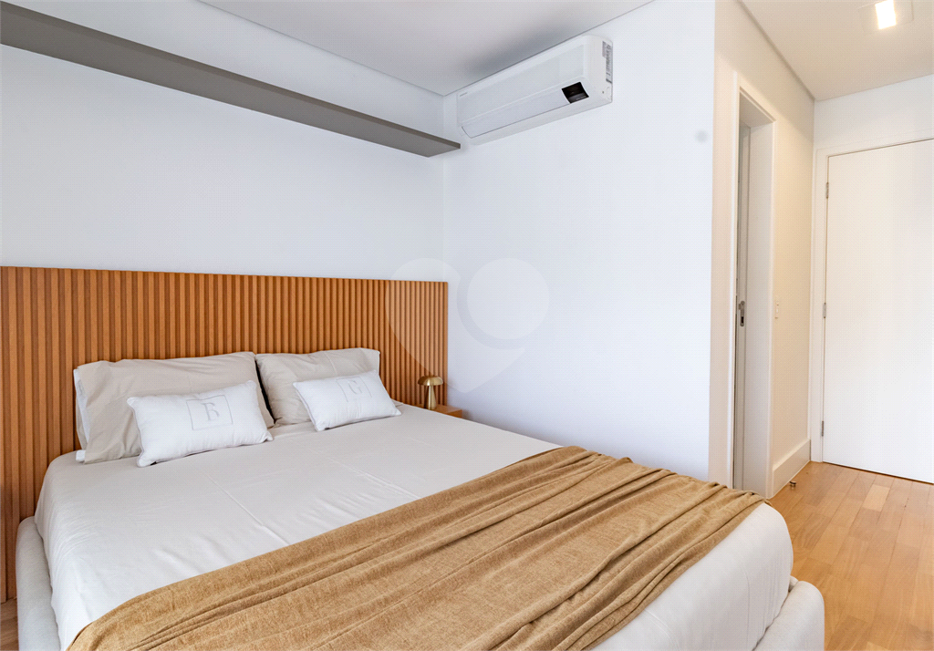 Apartamento - Pinheiros - 1 Dormitório - 88 m²