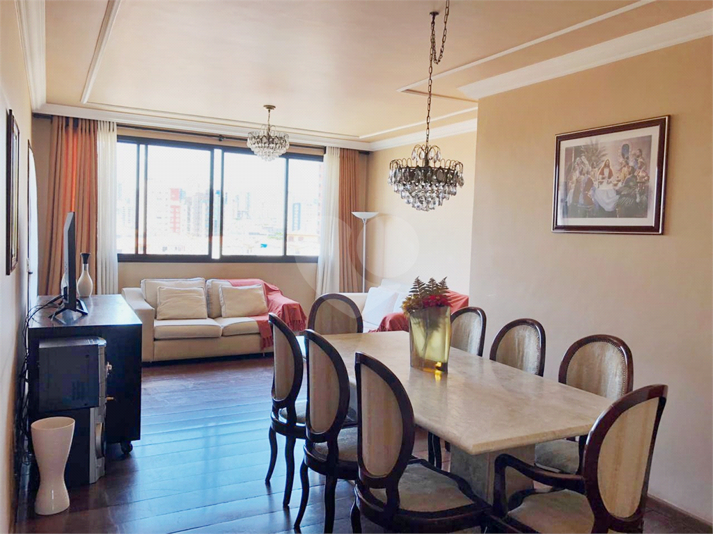 Apartamento à venda com 125 m² e 3 dormitórios por 948 mil reais,