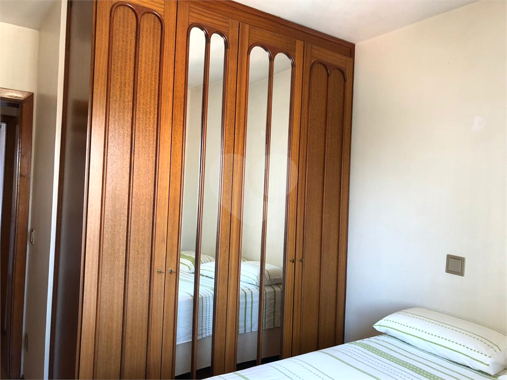 Apartamento à venda com 125 m² e 3 dormitórios por 948 mil reais,