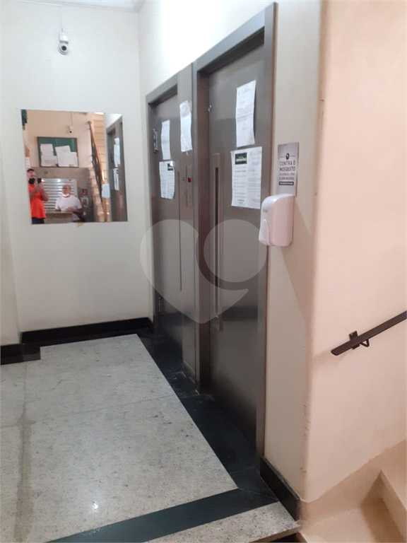 Oportunidade para quem quer morar no próximo do Centro - Apto 60 mts