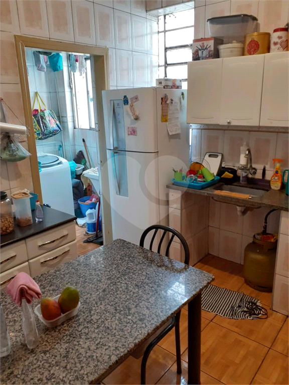 Oportunidade para quem quer morar no próximo do Centro - Apto 60 mts