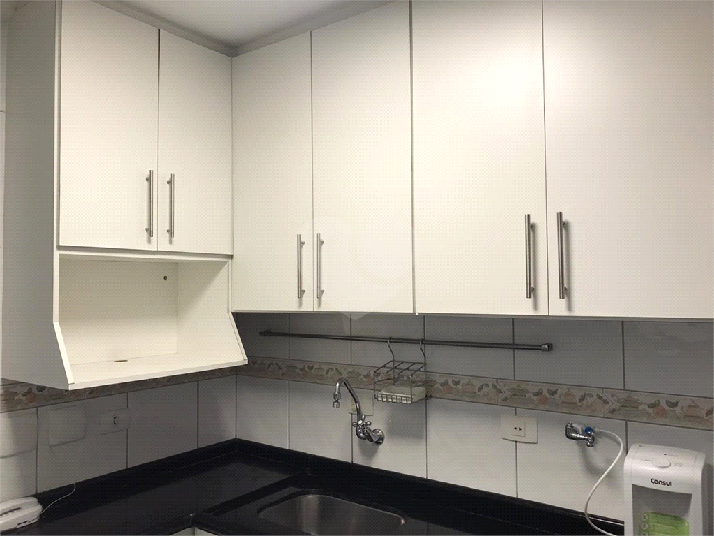 Apartamento com 3 dormitórios e 3 vagas na Vila Aurora 