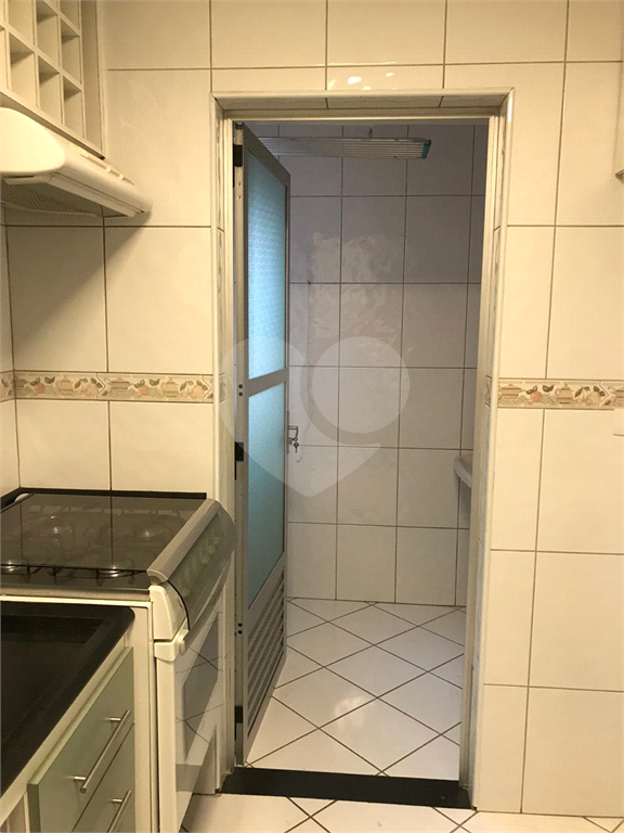 Apartamento com 3 dormitórios e 3 vagas na Vila Aurora 