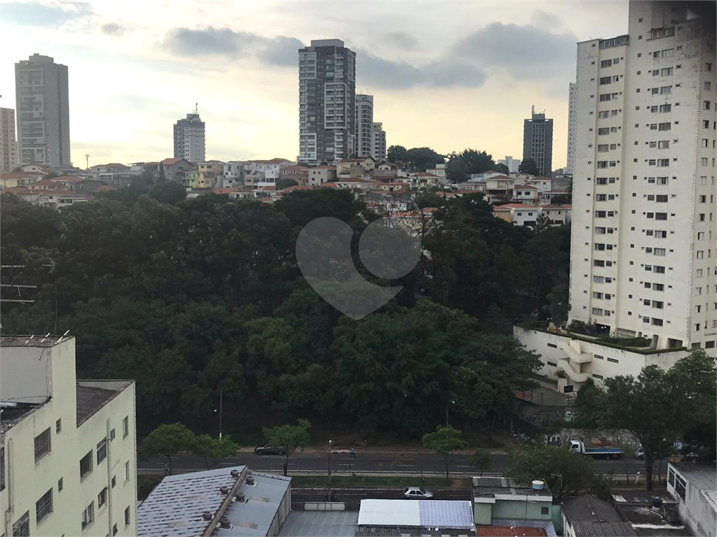 Apartamento com 3 dormitórios e 3 vagas na Vila Aurora 