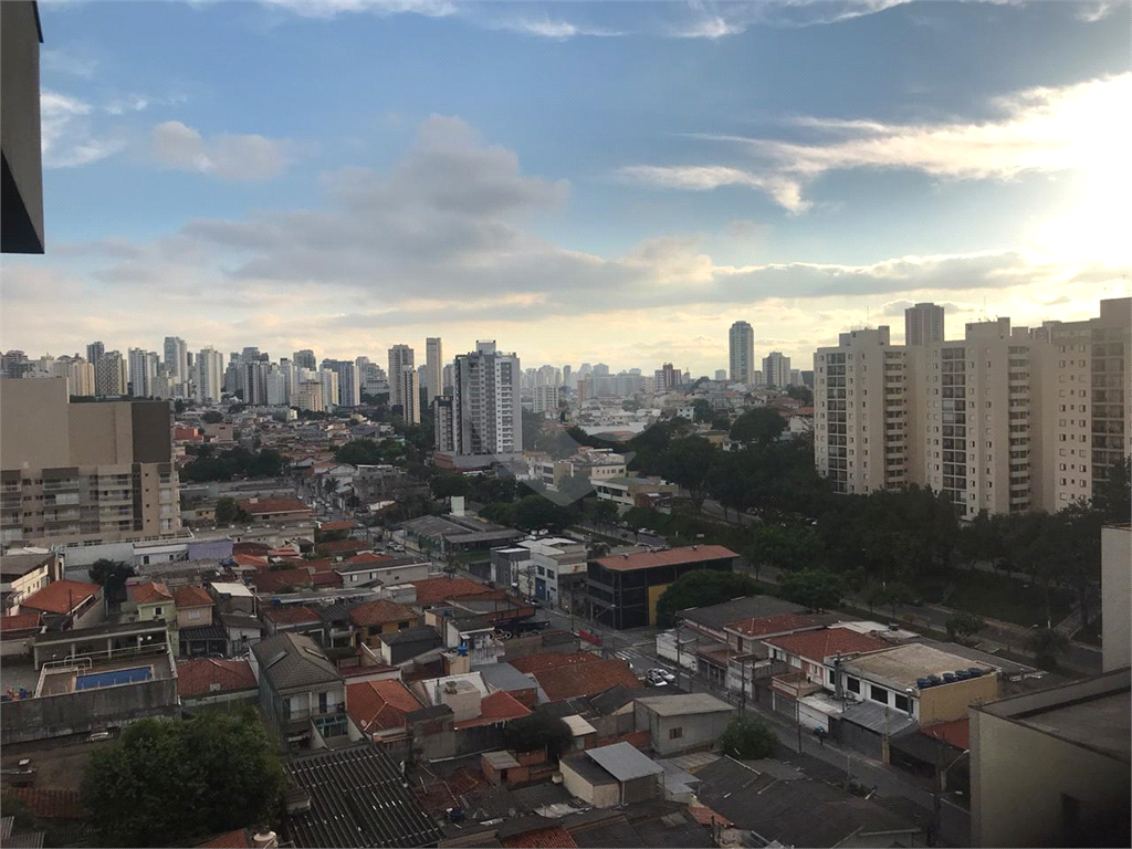 Apartamento com 3 dormitórios e 3 vagas na Vila Aurora 