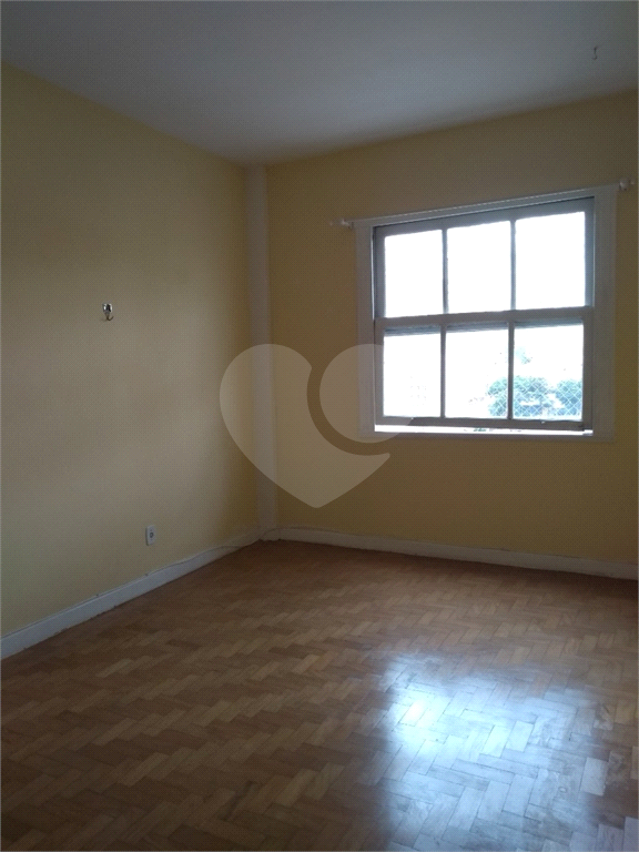 APARTAMENTO em BARRA FUNDA