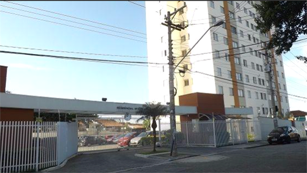 APARTAMENTO em CASA VERDE