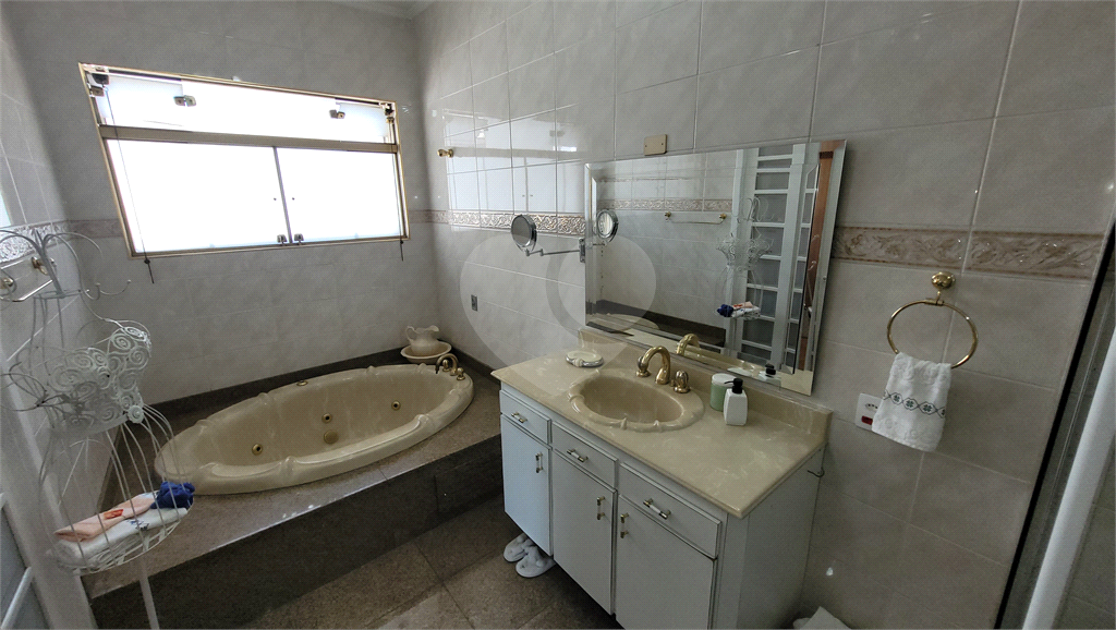 Sobrado para venda no Jardim São Bento. 4 suítes, 10 vagas, piscina. área gourmet, quintal Braz Leme
