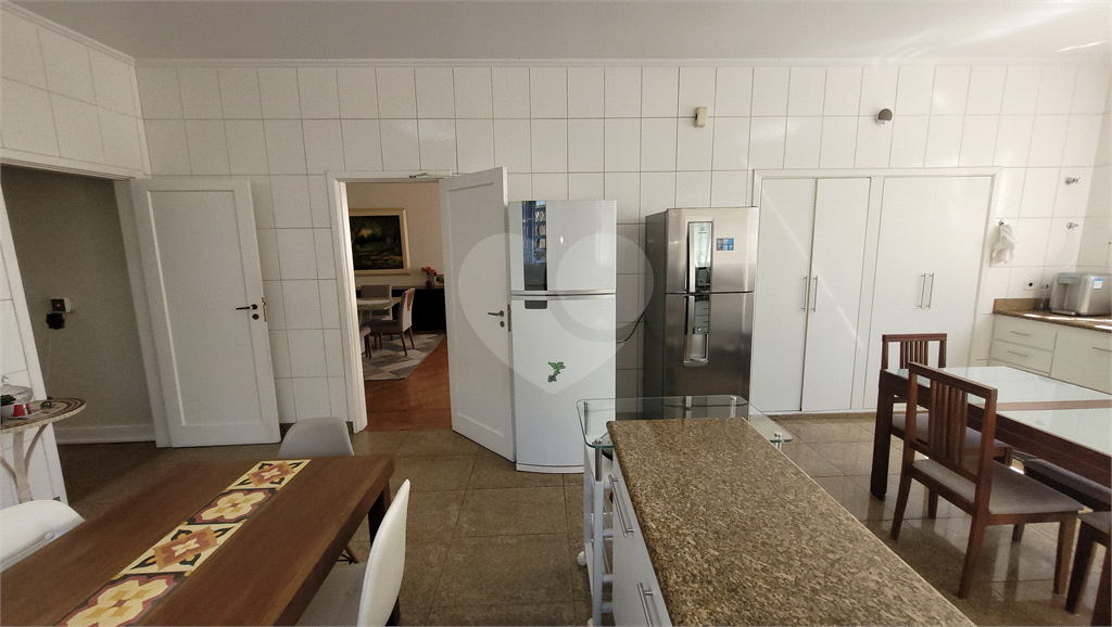 Sobrado para venda no Jardim São Bento. 4 suítes, 10 vagas, piscina. área gourmet, quintal Braz Leme
