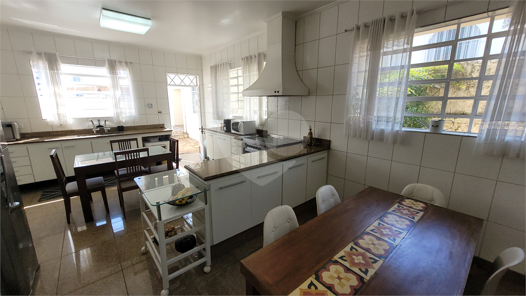 Sobrado para venda no Jardim São Bento. 4 suítes, 10 vagas, piscina. área gourmet, quintal Braz Leme