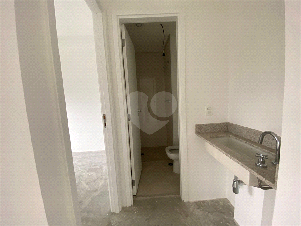APARTAMENTO em SANTANA