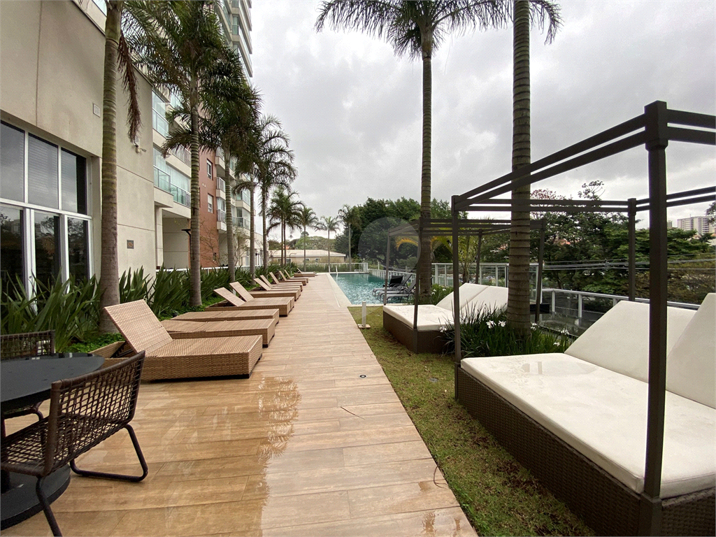 APARTAMENTO em SANTANA