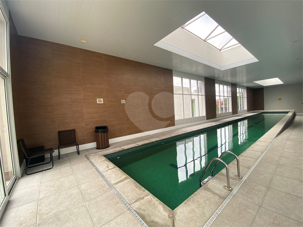 APARTAMENTO em SANTANA