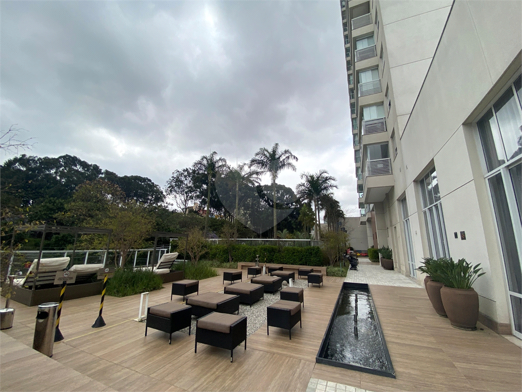APARTAMENTO em SANTANA