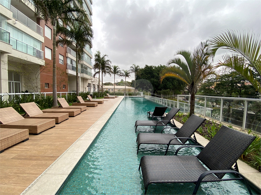 APARTAMENTO em SANTANA