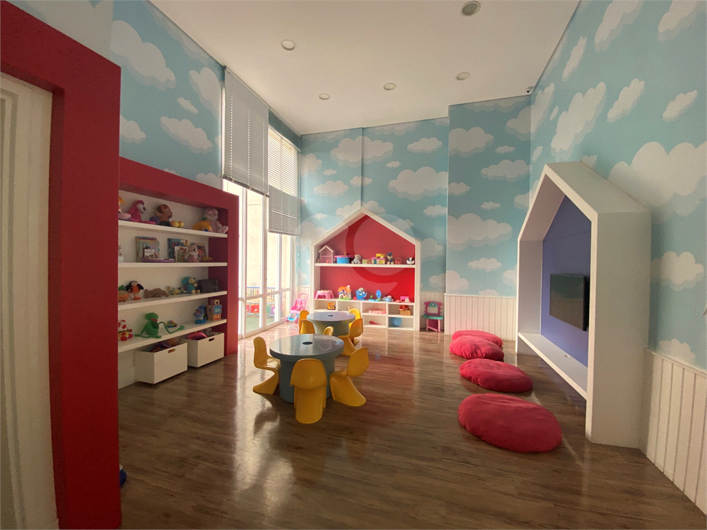 APARTAMENTO em SANTANA