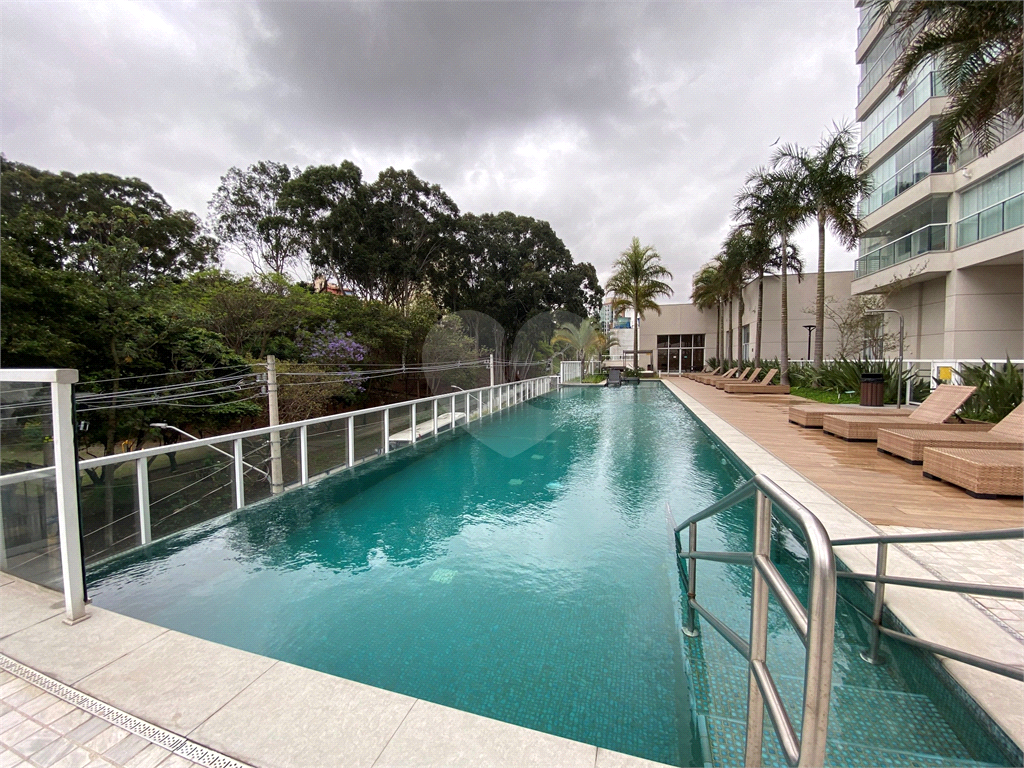 APARTAMENTO em SANTANA