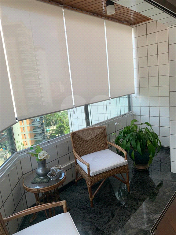 APARTAMENTO em SANTANA