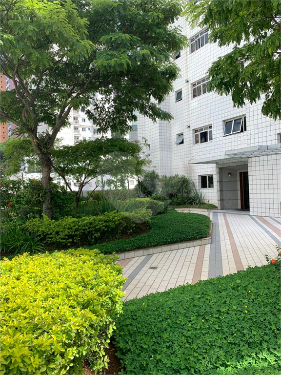 APARTAMENTO em SANTANA