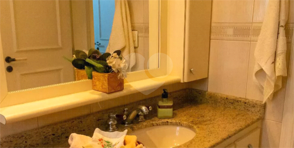 APARTAMENTO em SANTANA