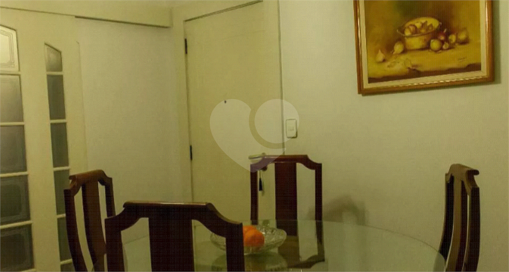 APARTAMENTO em SANTANA